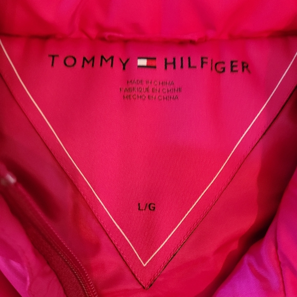 Tommy Hilfiger | Pink Quilted Down Filled Zip- Up Vest with Pockets - Picture 4 of 8